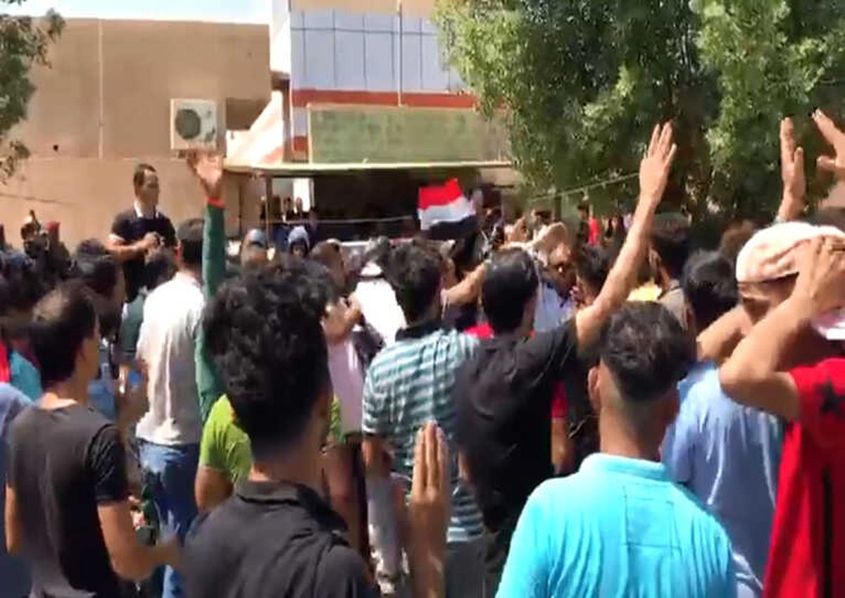 Irak\'ta Halk Yine Sokakta