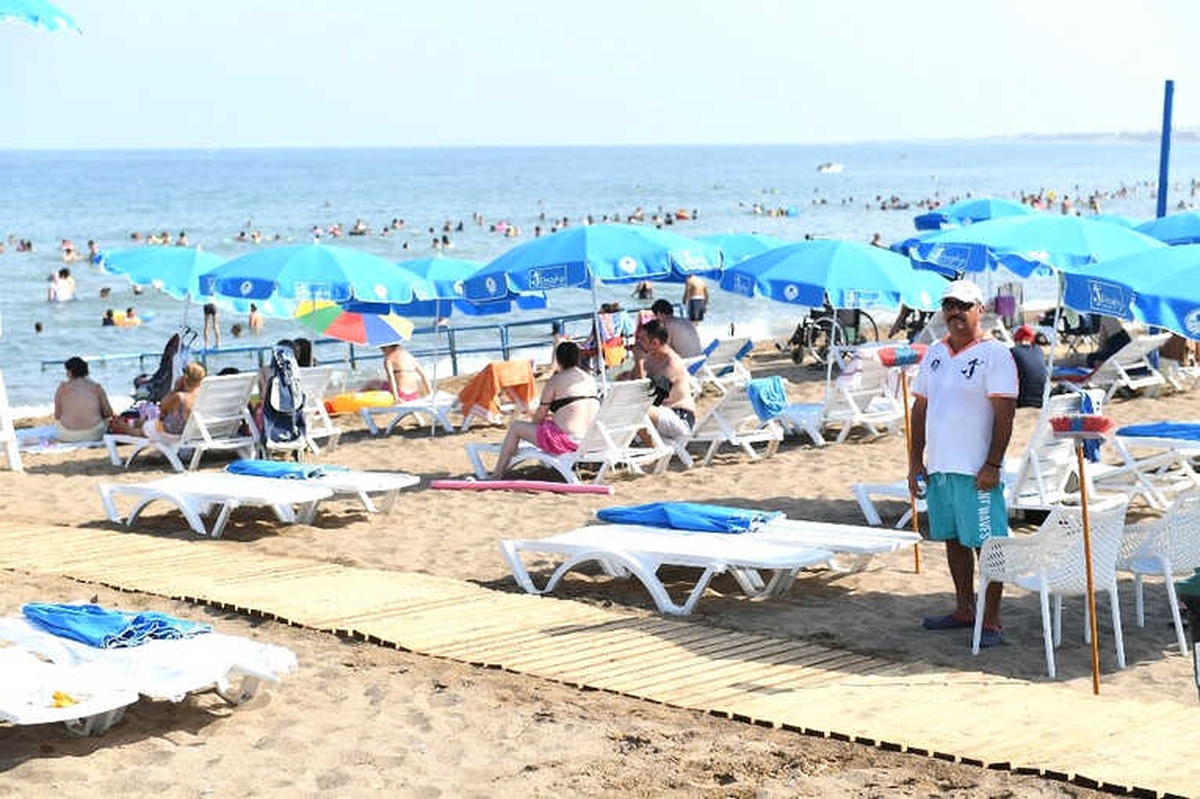 Plajlardaki İşgallere Son Verildi