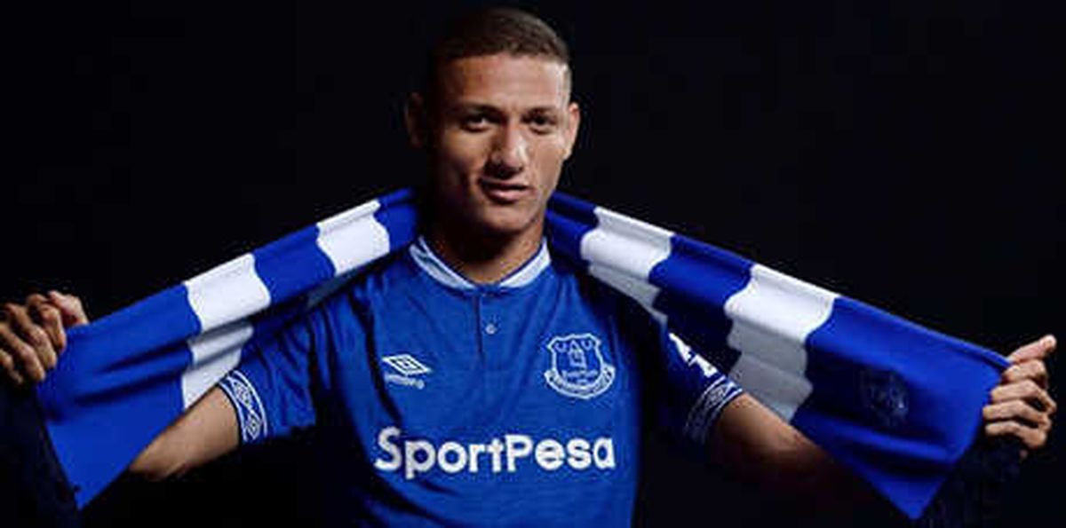 Richarlison, Everton\'a Gitti!