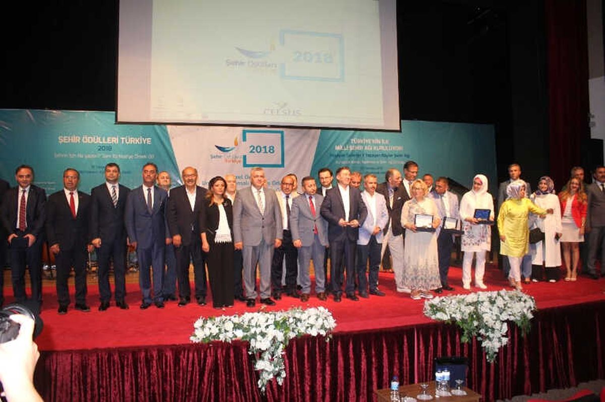 Van\'ın Kandilleri 28 Şehri Aydınlattı