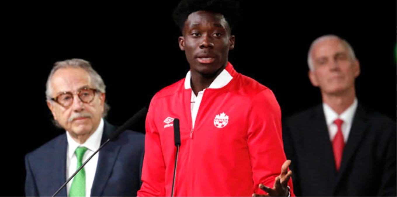 Alphonso Davies Çok Mutlu