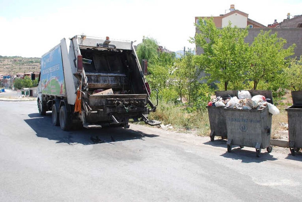 Başkan Büyükkılıç\'tan Çevre Uyarısı