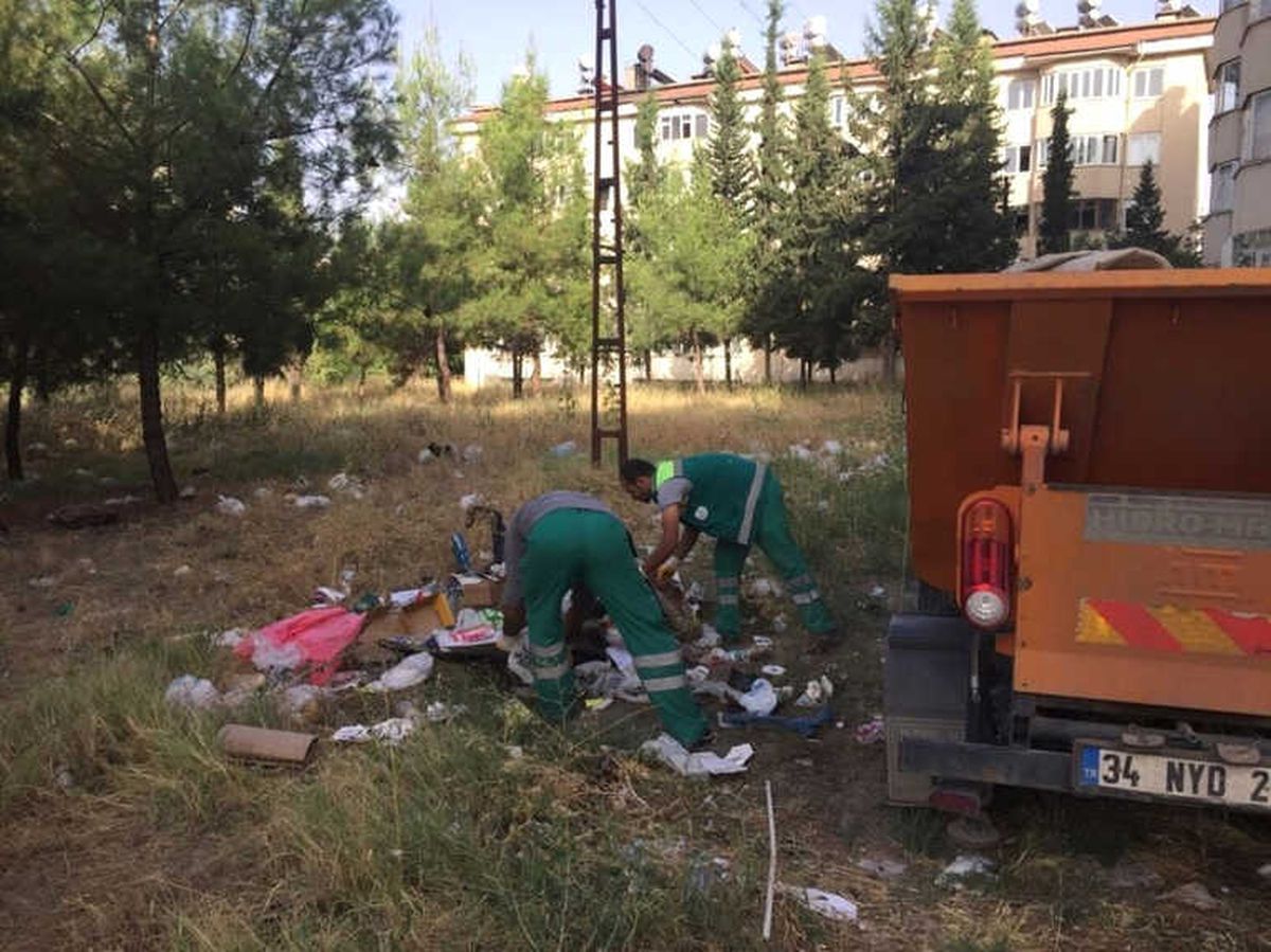 Belediye Ekiplerinden Temizlik