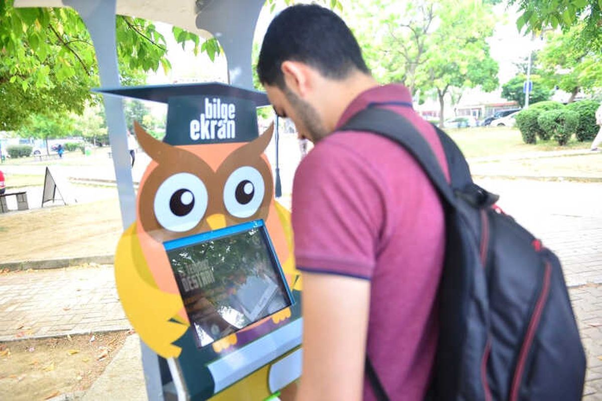 Bilge" Ekran Aydınlatıyor