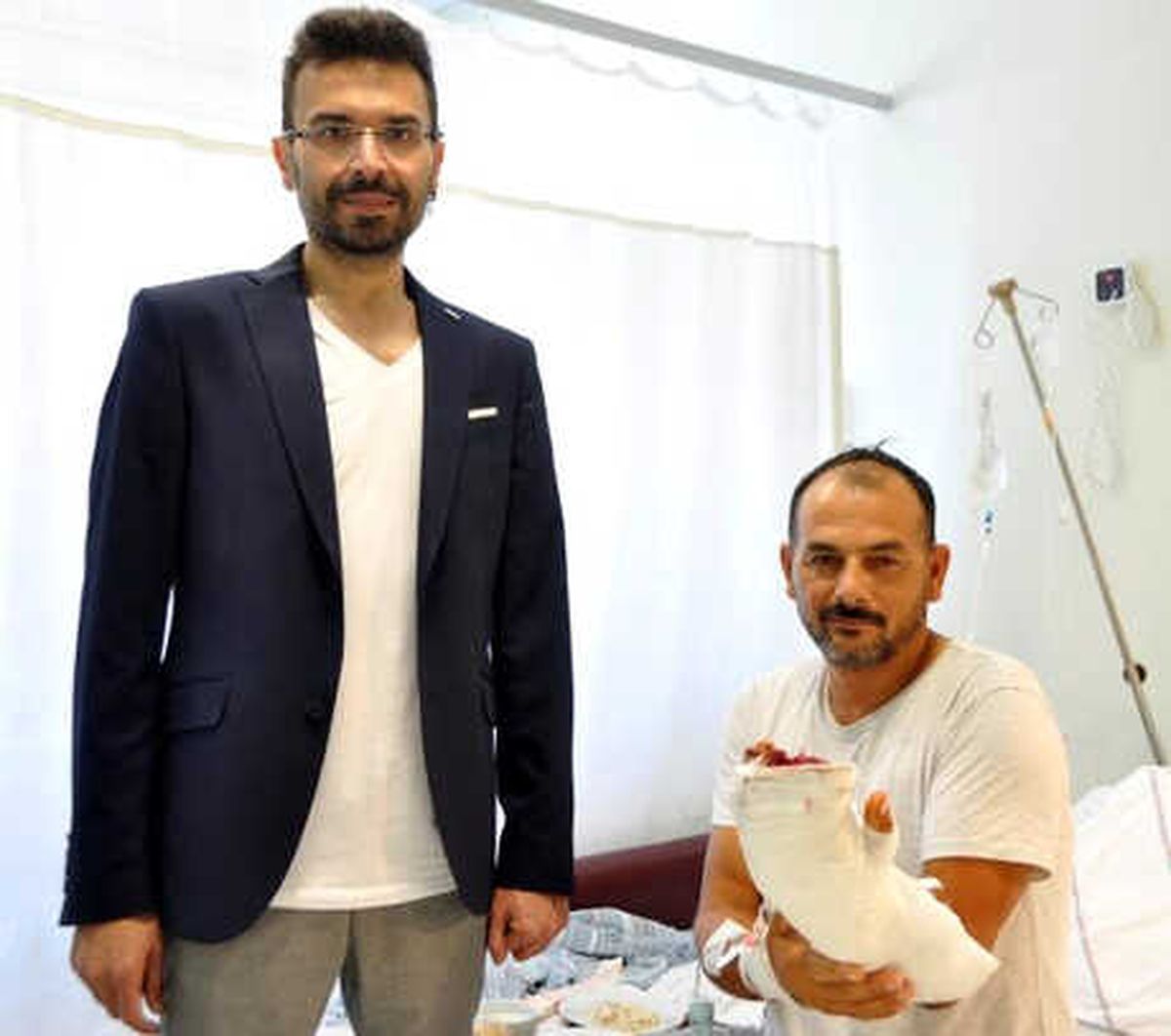 Eldivende Kopan Parmak Ucunu Görünce Şoke Oldu