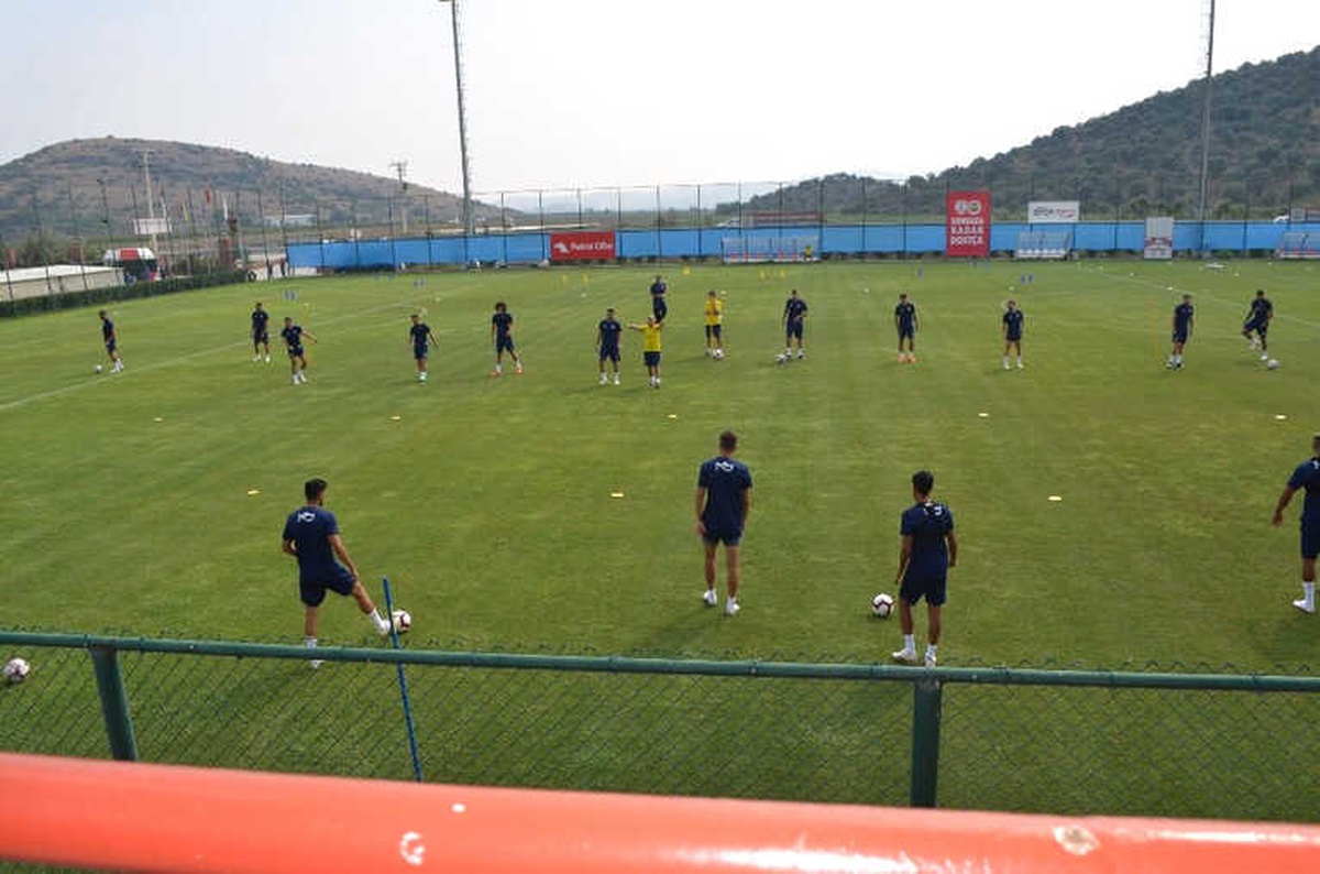 Fenerbahçe, Altınordu Tesislerinde İdman Yaptı