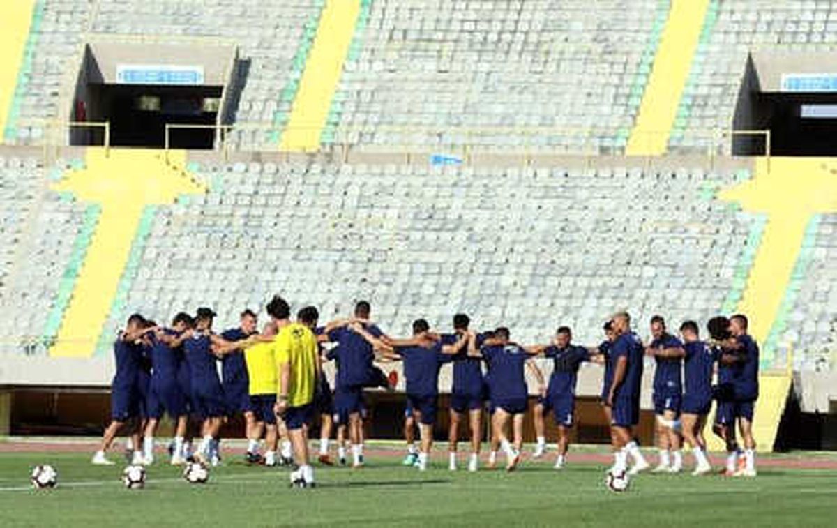 Fenerbahçe Günü Çift Antrenmanla Tamamladı
