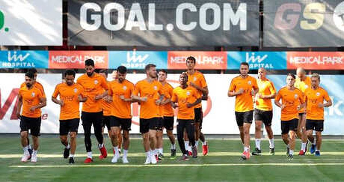 Galatasaray\'da Nagatomo Takıma Katıldı