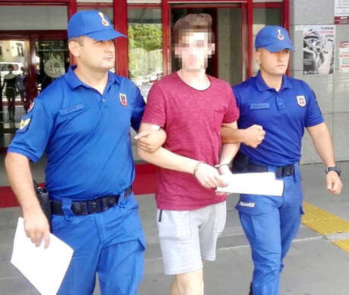 Hırsızlık Şüphelisi Gürcü Turist Tutuklandı