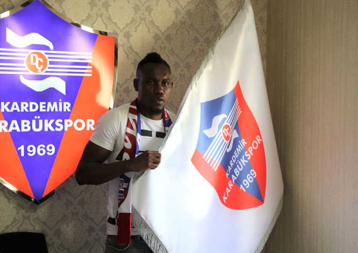 Karabükspor, Justin Junior Mengolo\'yu Transfer Etti