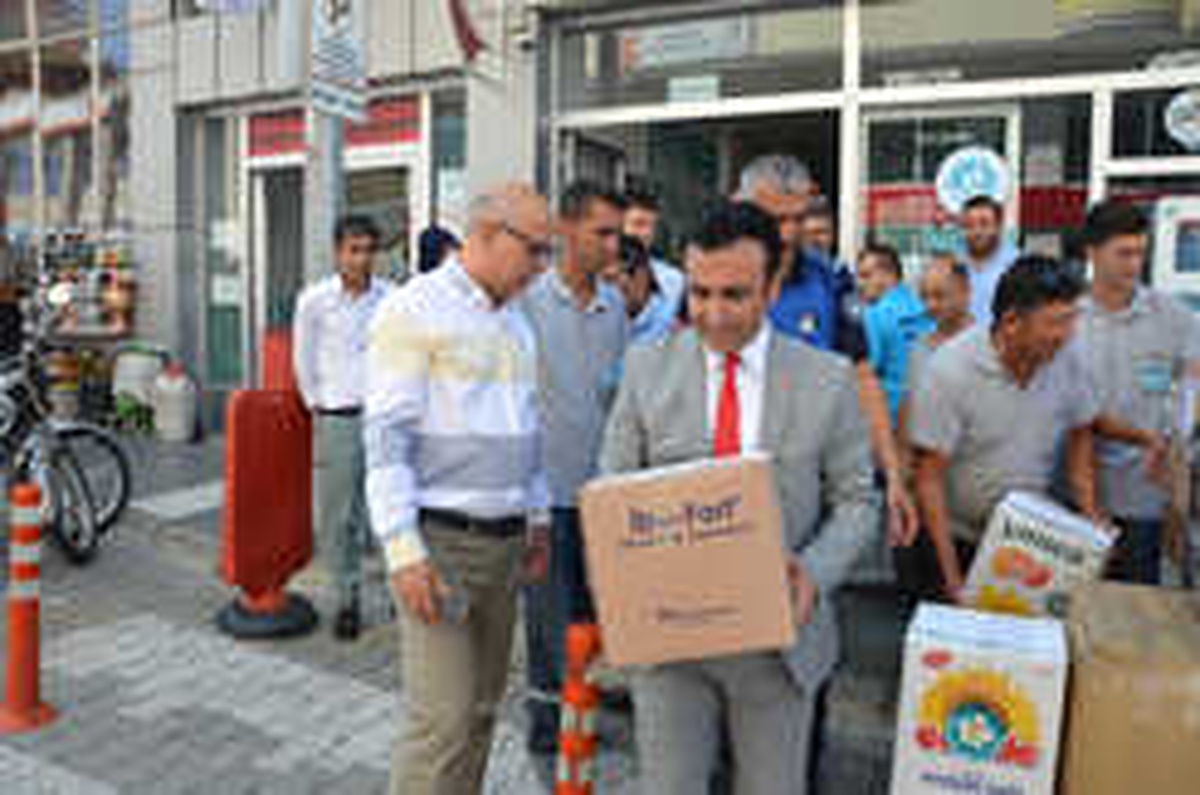 Manisa\'dan Bayırbucak Türkmenlerine Kolilerce Yardım