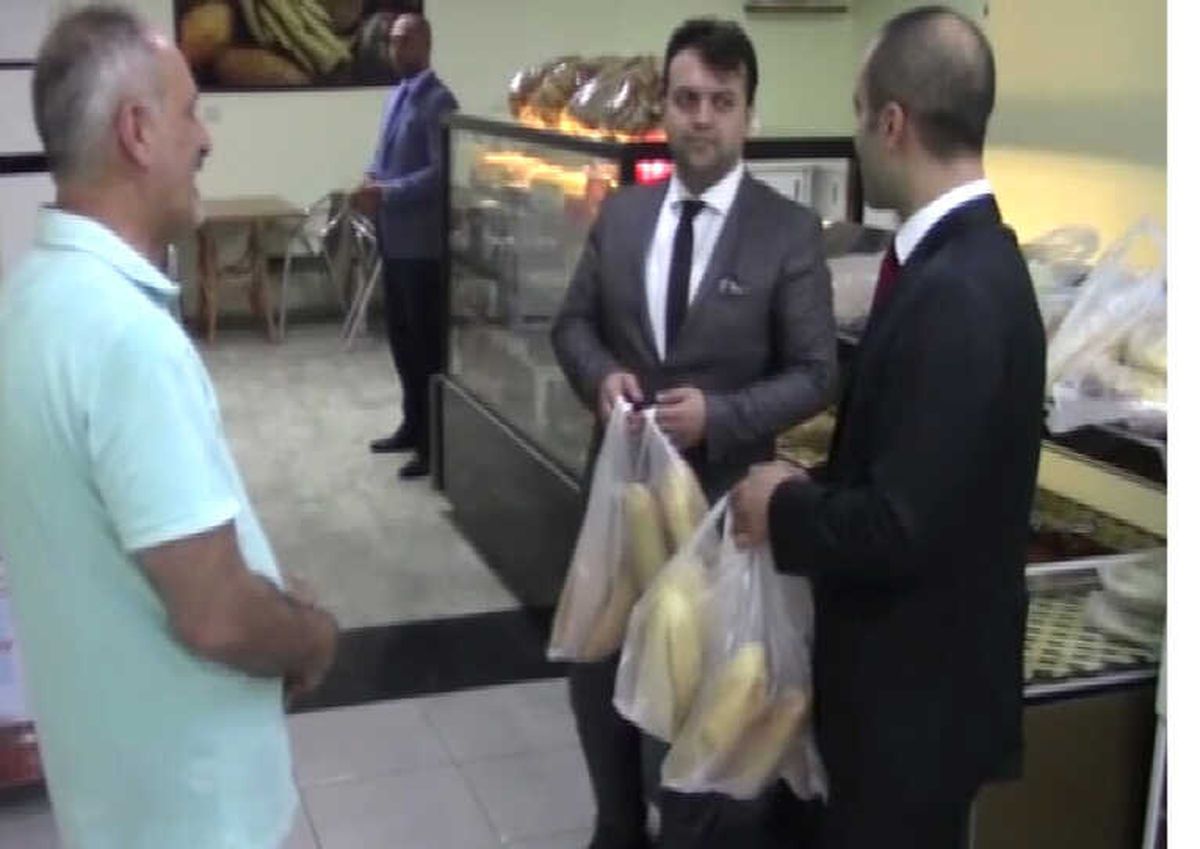 MHP\'nin "Askıda Ekmek" Kampanyası Ankara\'da Başladı