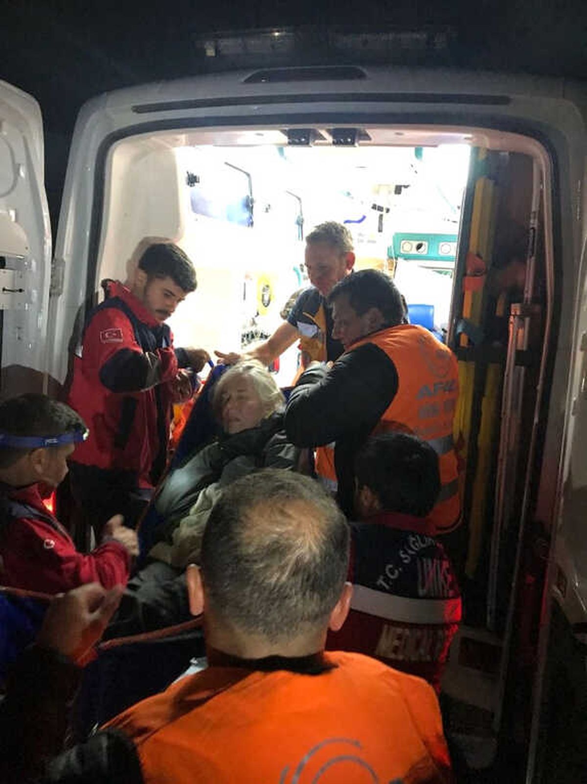 Rahatsızlanan İspanyol Dağcı Helikopterle Kurtarıldı