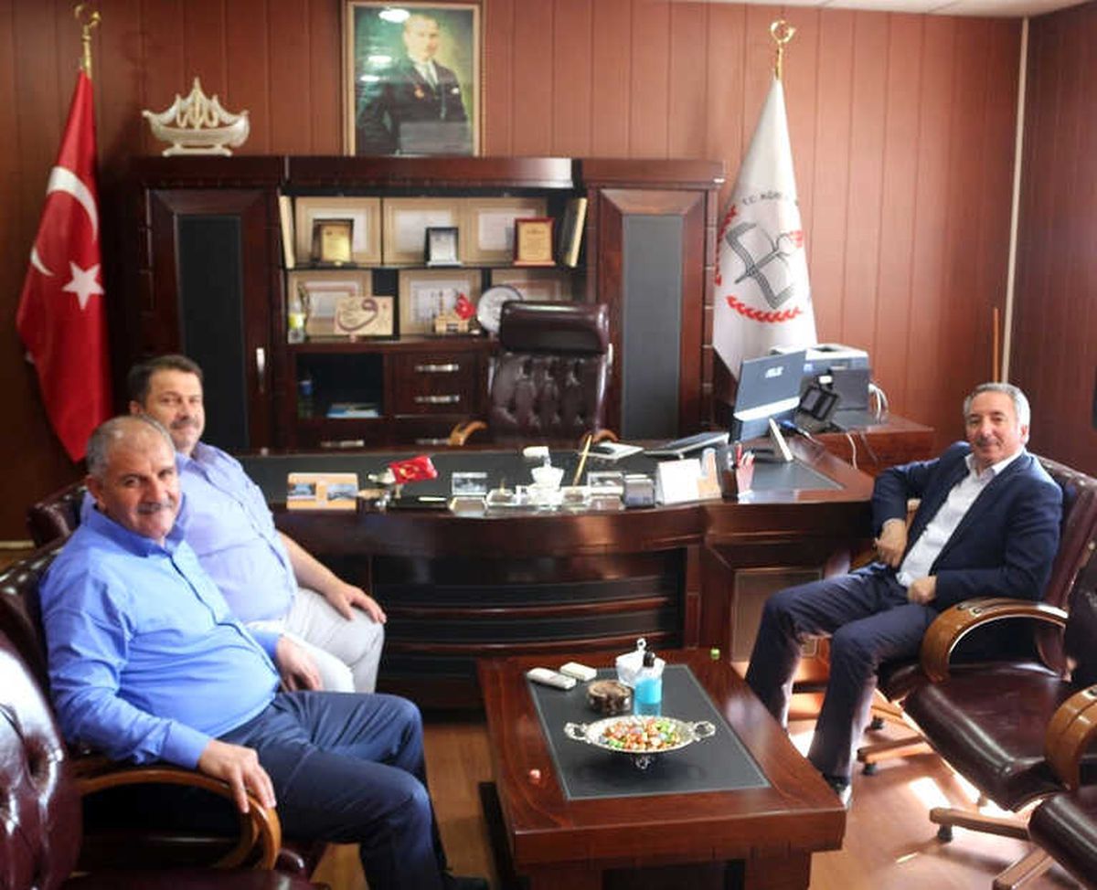 Rektör Karabulut\'tan Milli Eğitim Müdürü Turan\'a Ziyaret