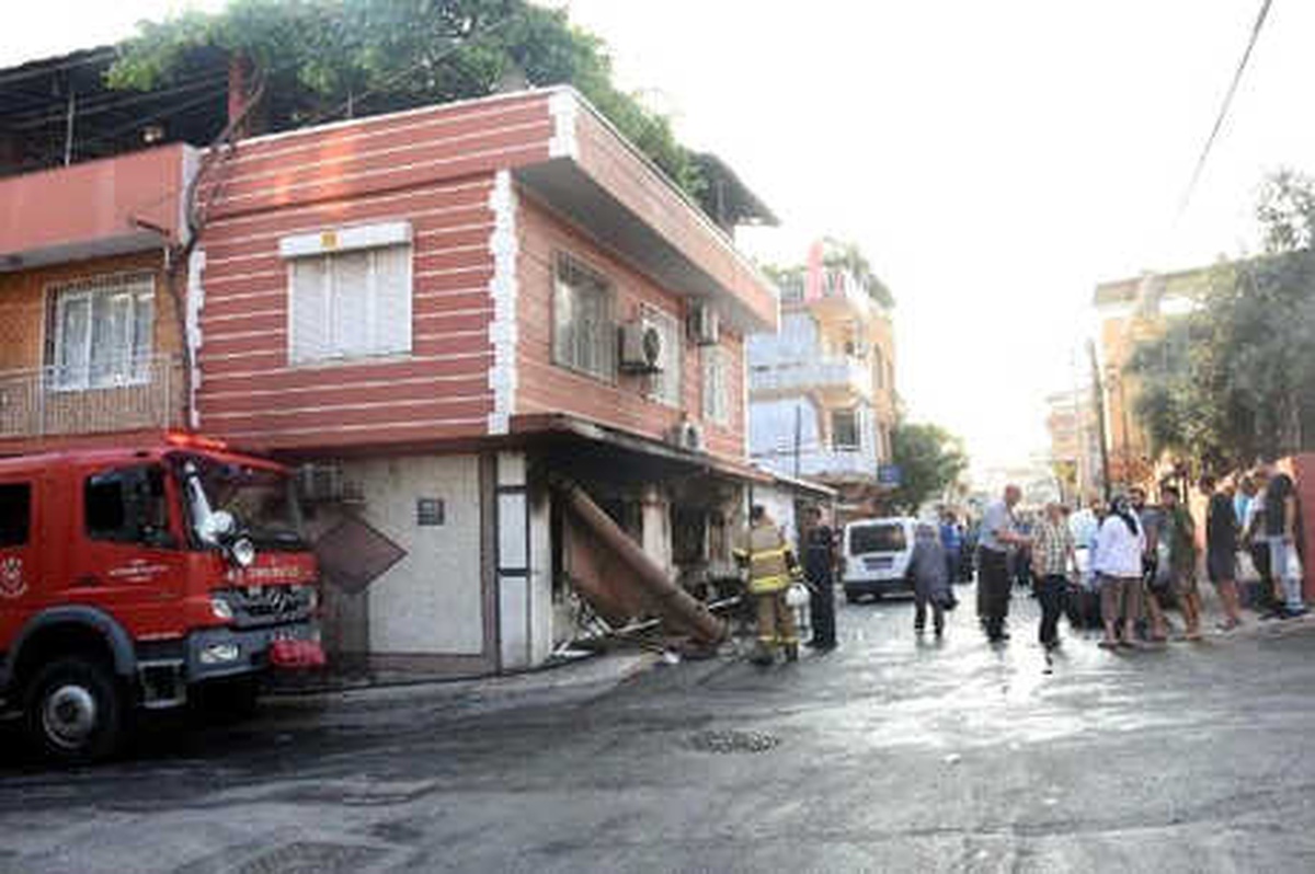 Tartıştığı Kişiyi Öldürdü; Babasının Ev ve İşyeri Kundaklandı