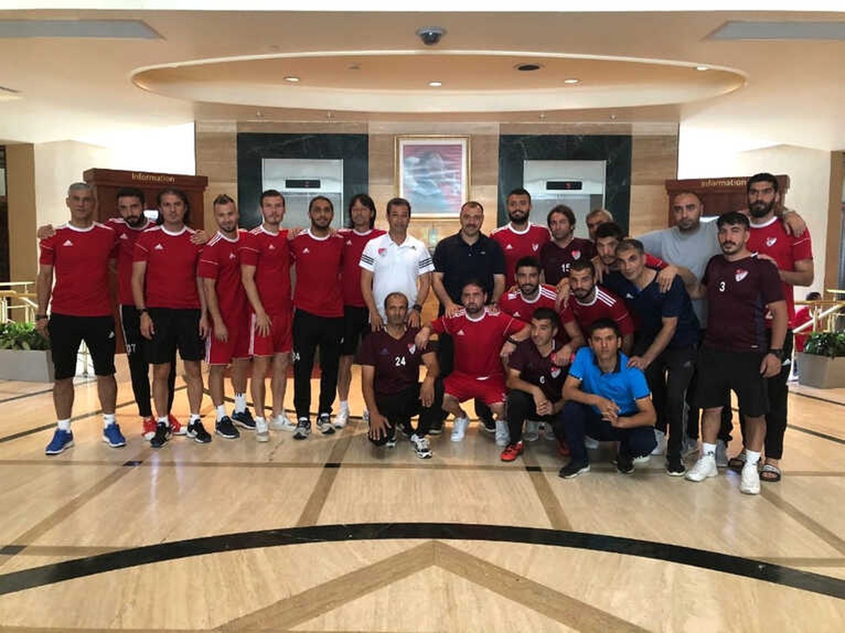 Vali Kaldırım\'dan Elazığspor\'a Moral Ziyareti