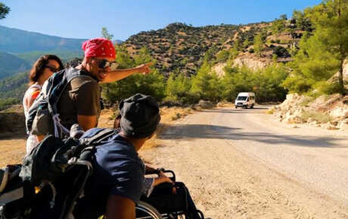 Venezuelalı Sanatçı, Kliple Mersin\'i Dünyaya Tanıttı