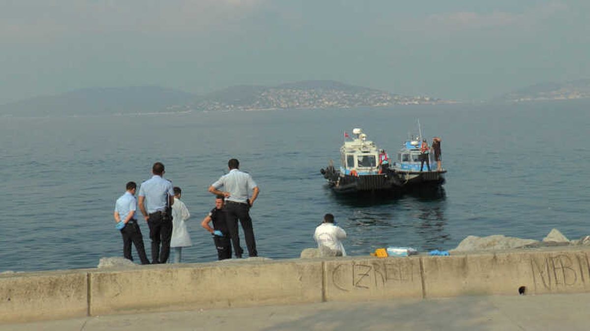 Denizden Erkek Cesedi Çıktı