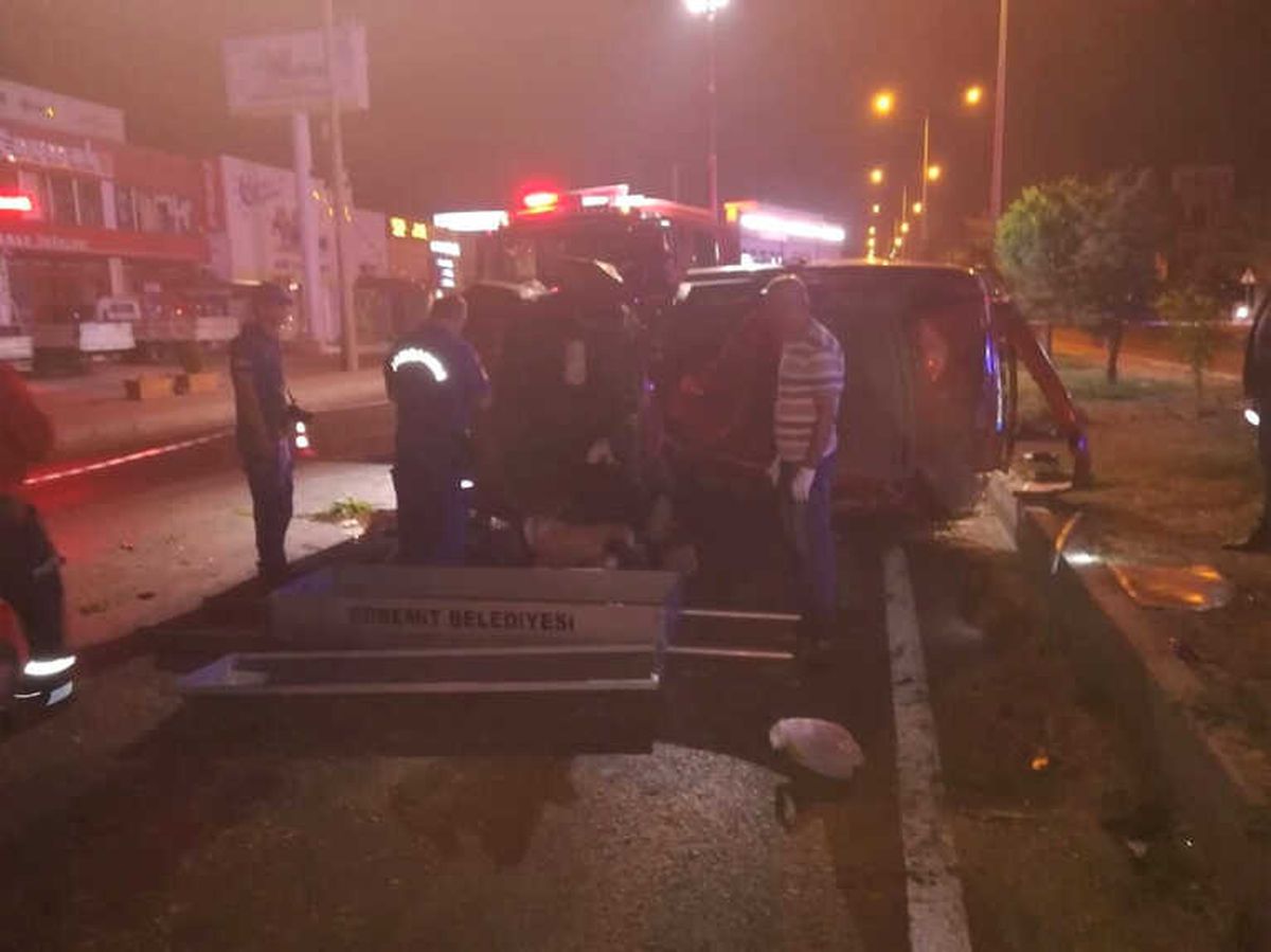 Edremit\'te Trafik Kazası: 1 Ölü
