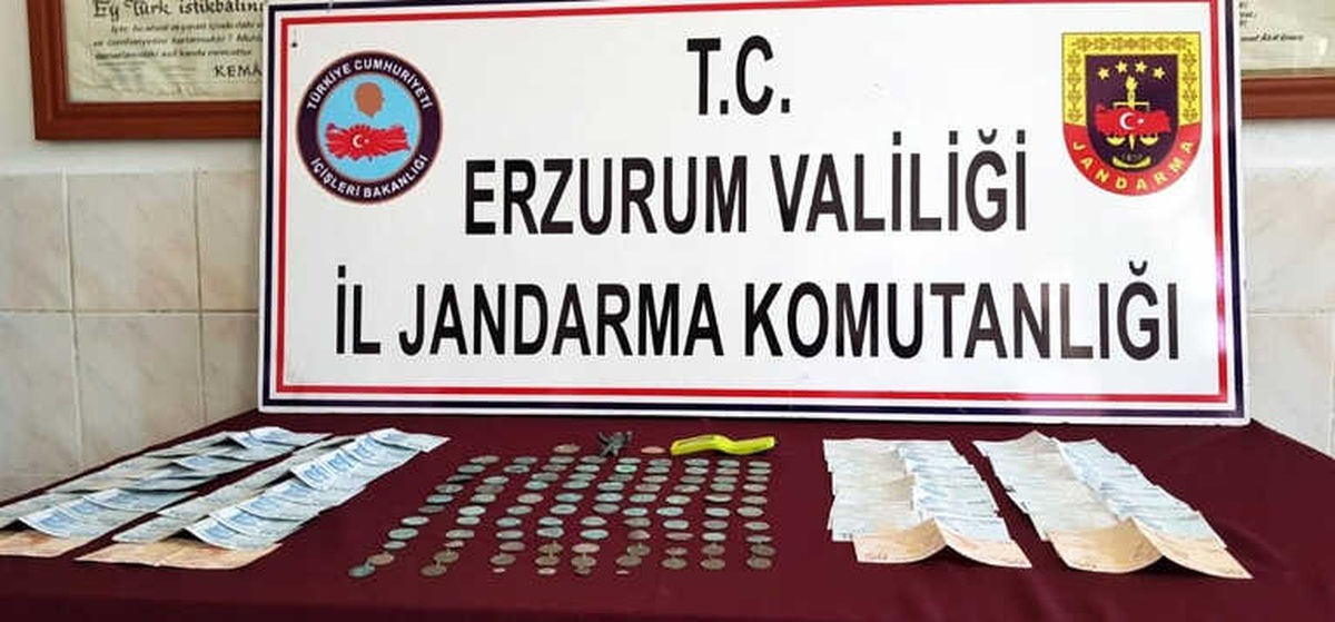Erzurum\'da Bizans Dönemine Ait Sikke Ele Geçirildi