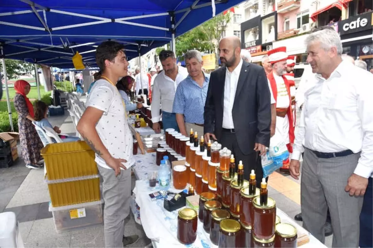 İzmit Belediyesi Bal Günlerine Yoğun İlgi