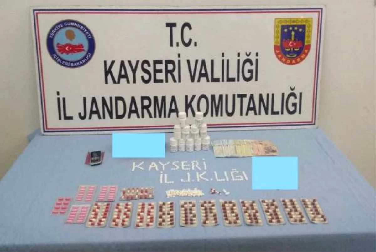 Kayseri\'de 1040 Adet Uyuşturucu Hap Ele Geçirildi