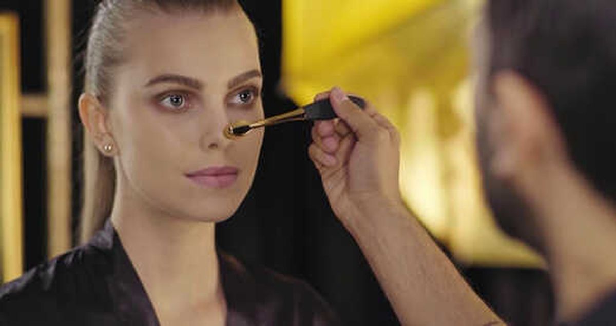 Make-up Artist Fezi Altun\'dan Hayatınızı Değiştirecek Makyaj Tüyoları