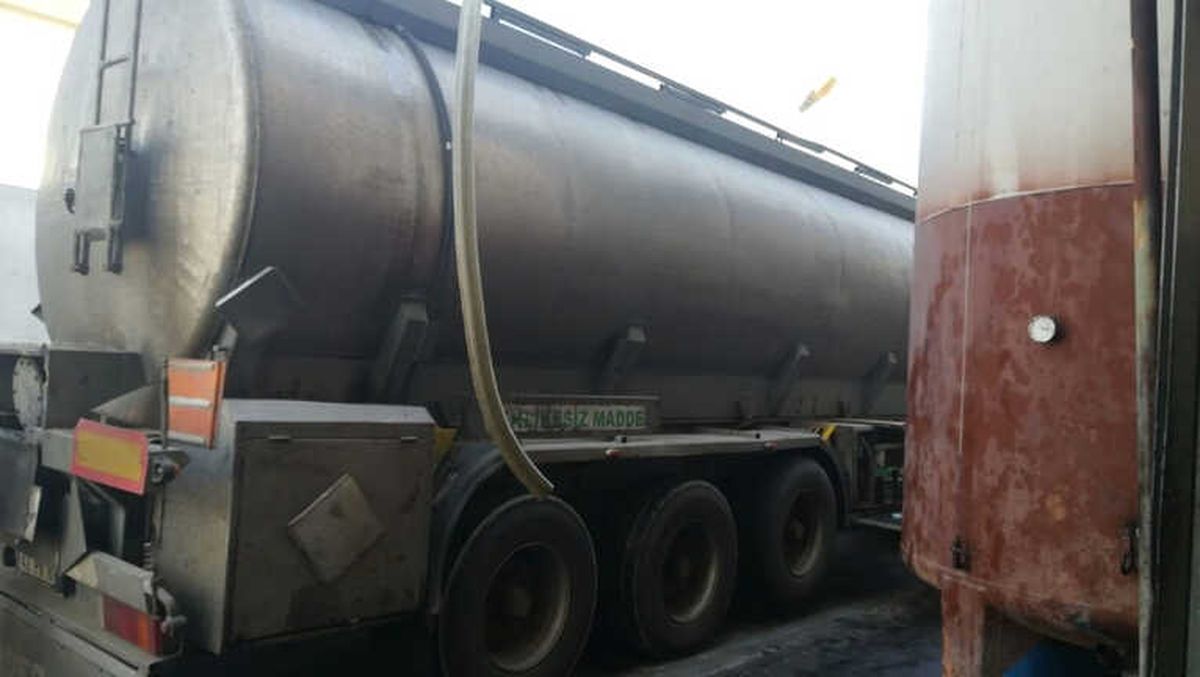 Mersin\'de 32 Bin Litre Kaçak Akaryakıt Ele Geçirildi