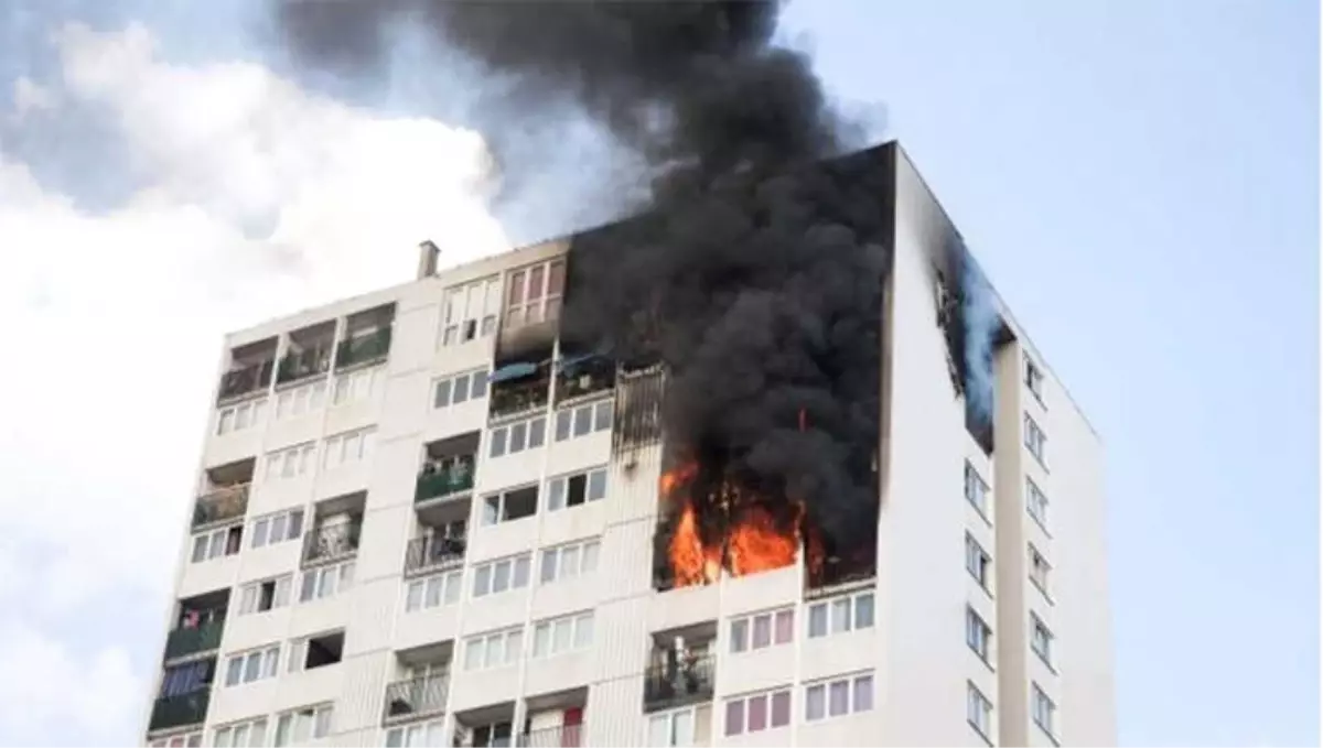 Paris Banliyösünde Bina Yangını: 4 Ölü, 9 Yaralı