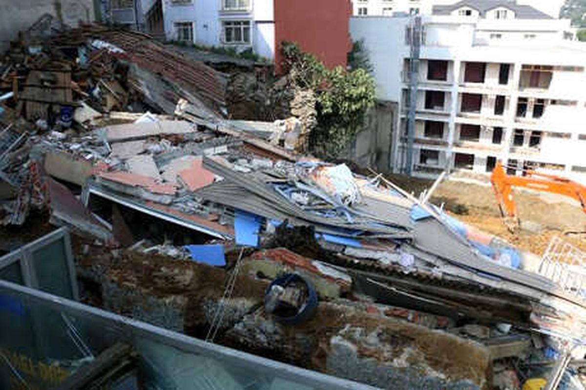 İstanbul Sütlüce\'de Boşaltılan Binalara "Risk İşaretlemesi" Yapıldı