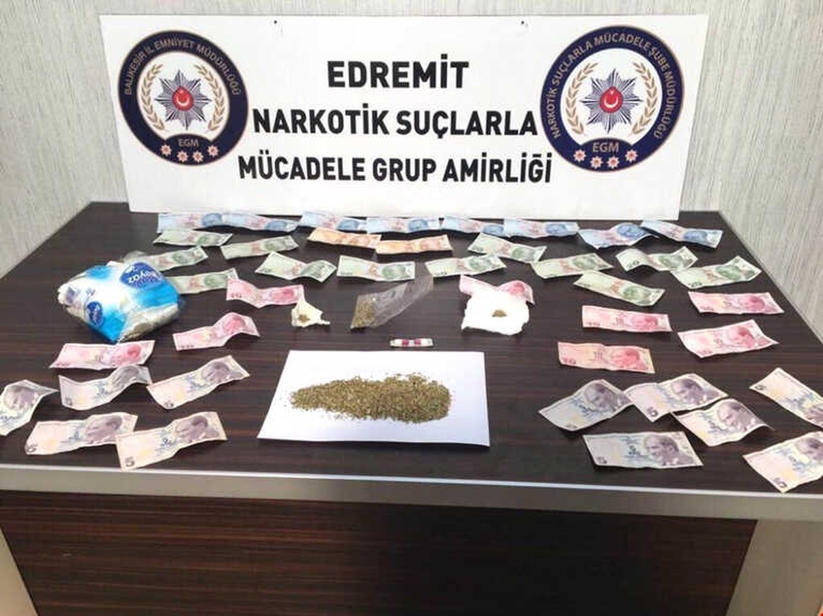 Uyuşturucu Ticareti Yapan Kadın Tutuklandı