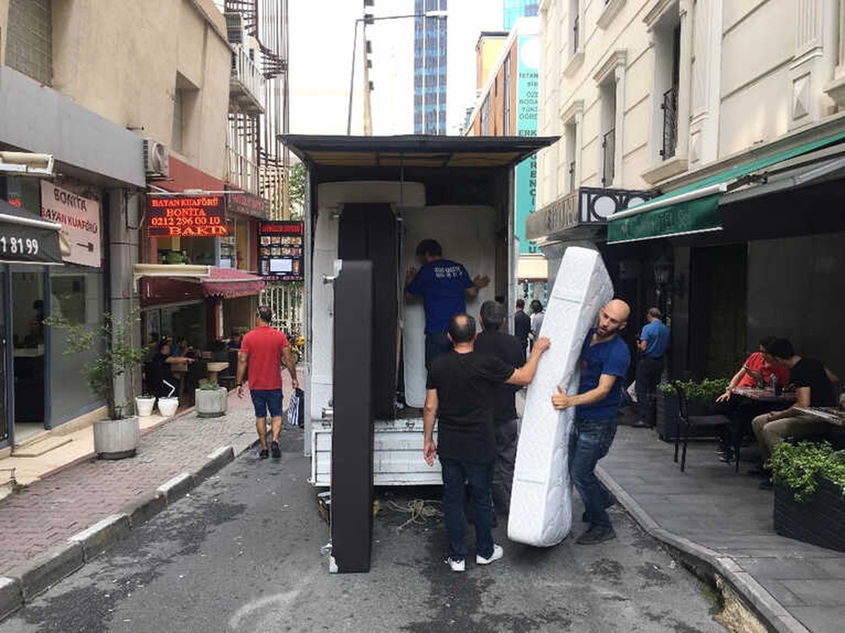280 Odalı Otel, Kirasını Ödemediği Gerekçesiyle Tahliye Edildi