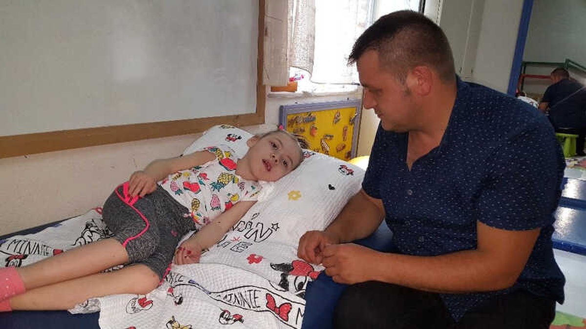 Çaresiz Anne Babanın Yardım Çığlığı