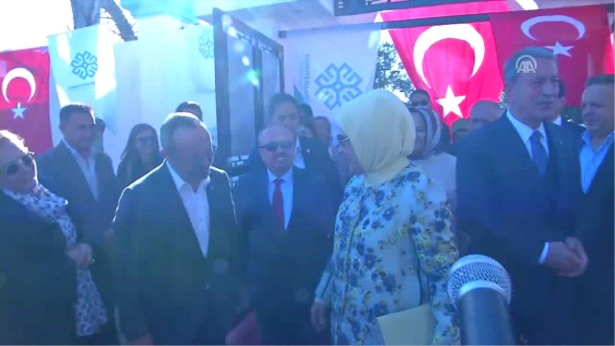 Emine Erdoğan, Güney Afrika\'da Maarif Vakfı Ofisi\'nin Açılığını Yaptı