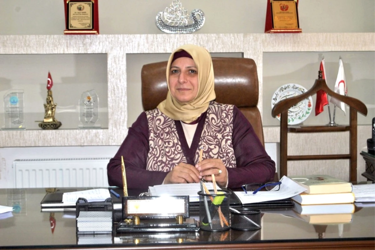 Eskişehir Büyükşehir Belediye Başkanı Büyükerşen\'in "Bilinçsiz Sulama" Açıklaması Tepki Çekti