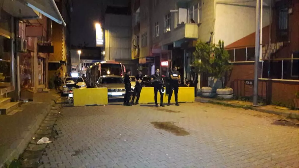 Linçten Polis Kurtardı