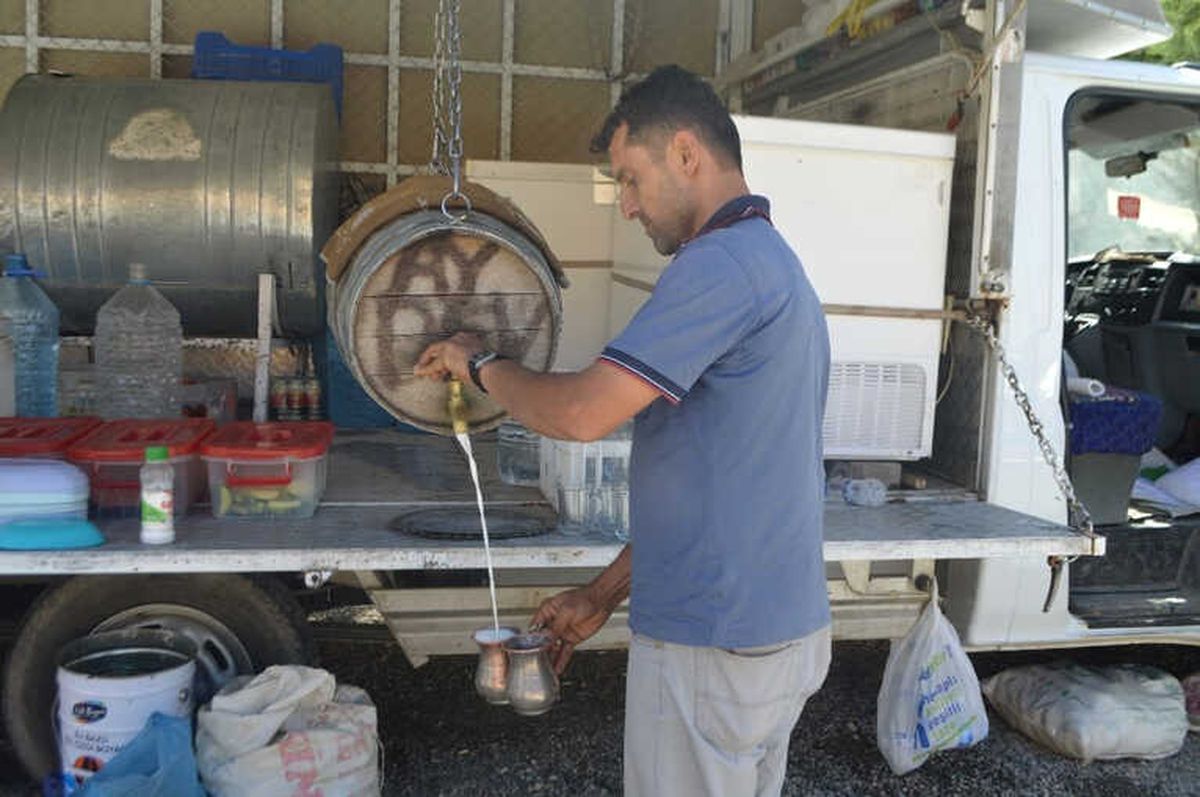 Mardin ile Batman Arasında 1050 Rakımda Ayran Keyfi