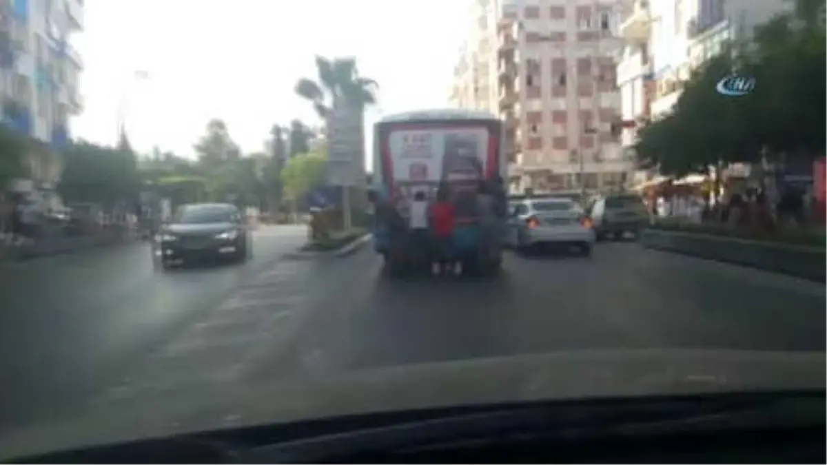 Pes Dedirten Yolculuk...patenci Çocukların Tehlikeli Yolculuğu Yürekleri Ağza Getirdi