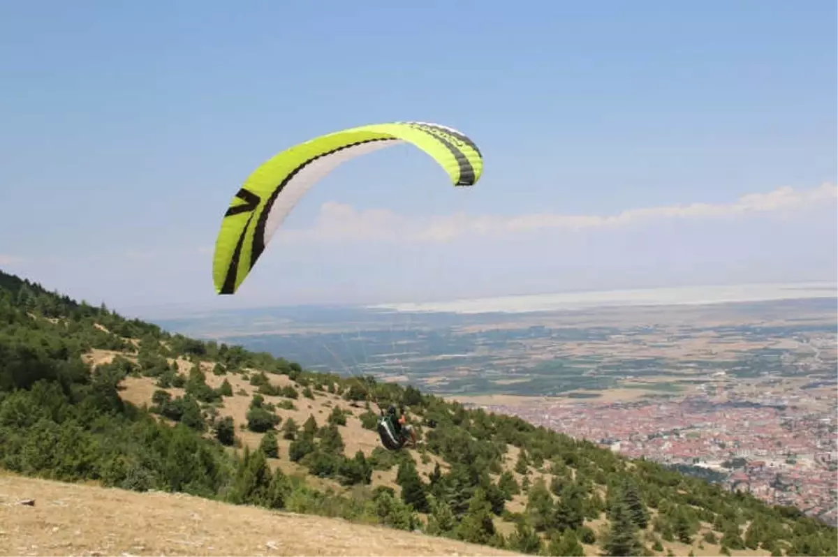 Xc Open 6 Yamaç Paraşütü Şampiyonası Başladı