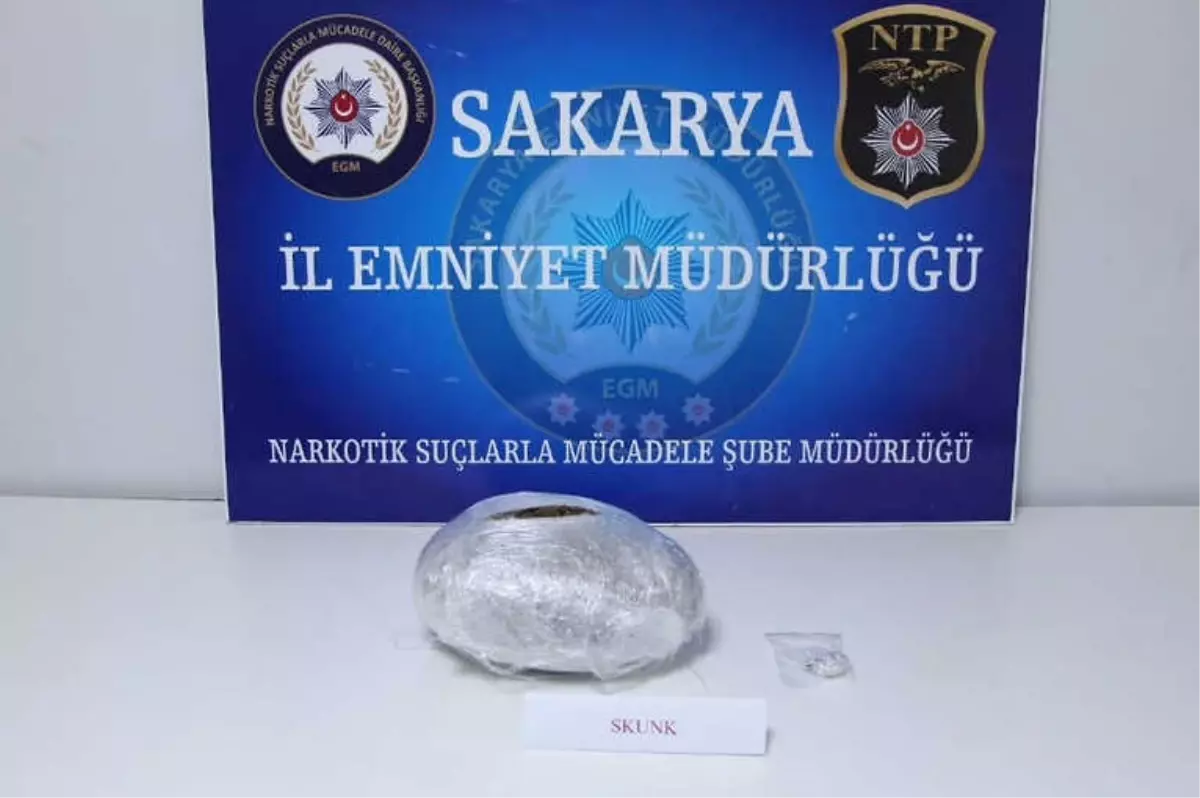 1 Kilo \'Skunk\' Maddesiyle Yakalanan Şahıs Tutuklandı