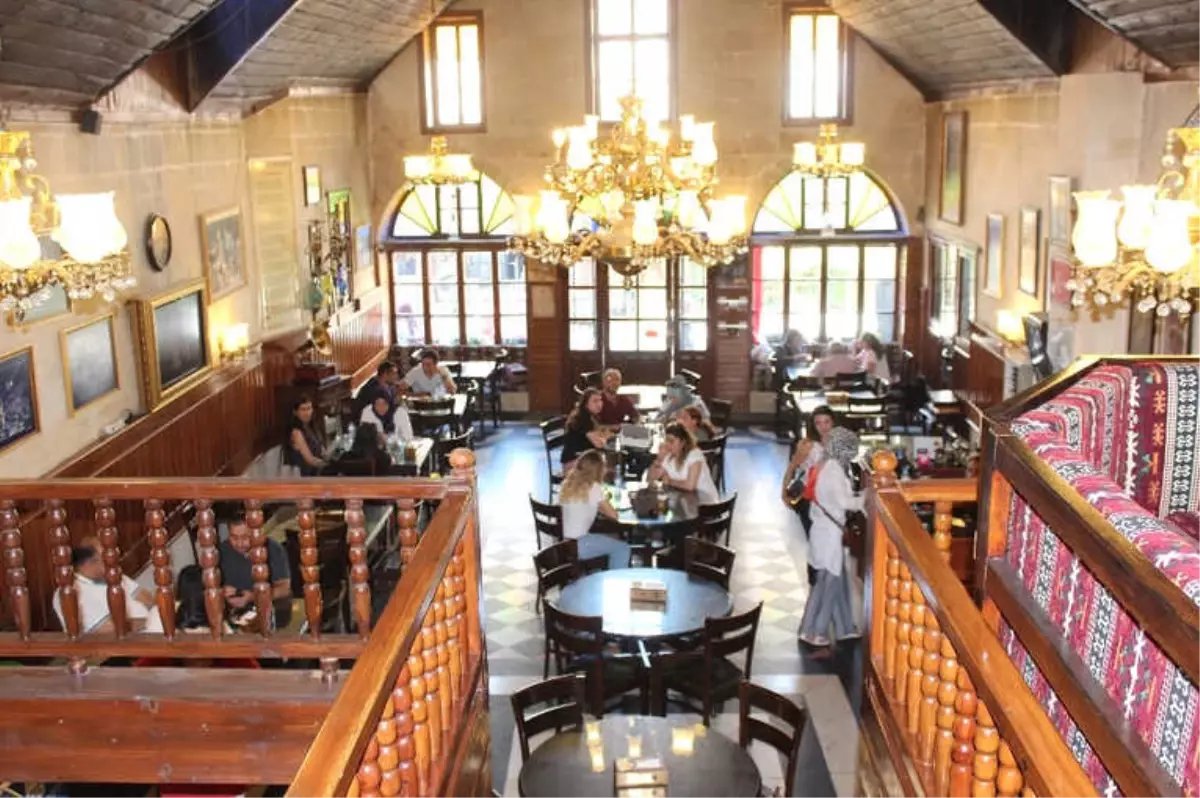 Gaziantep\'te Turistlerin Uğrak Mekanı Tahmis Kahvesi