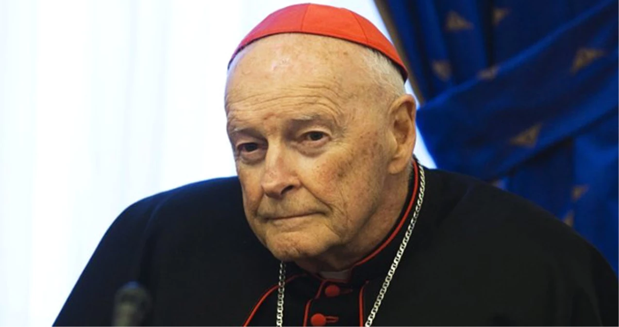 Çocuk Taciziyle Suçlanan Ünlü Kardinal İstifa Etti