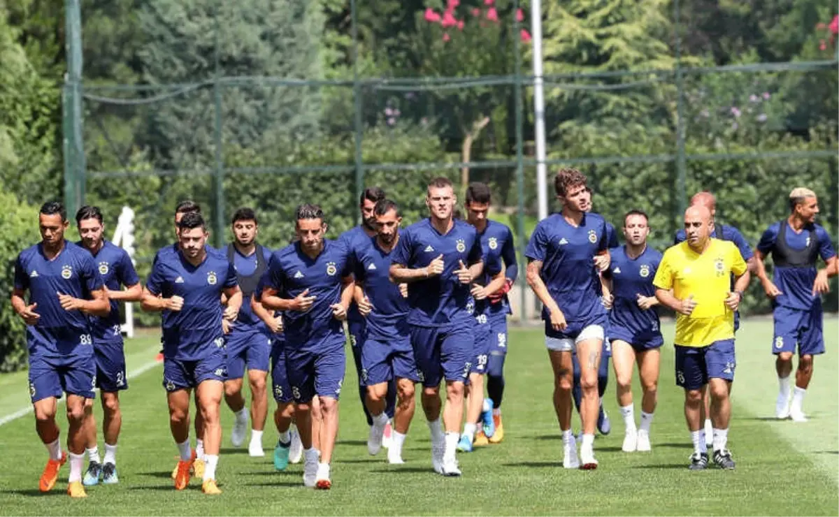 Fenerbahçe\'de Hazırlıklar Tam Gaz