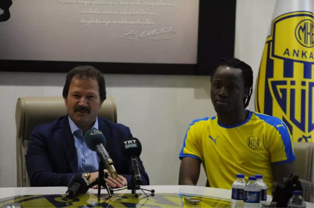 Mke Ankaragücü, Bakary Kone ile Anlaştı