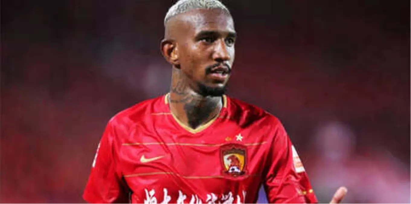 Talisca\'dan Çin Basınına İtiraf: "Kötü Yollara Sapıyordum"