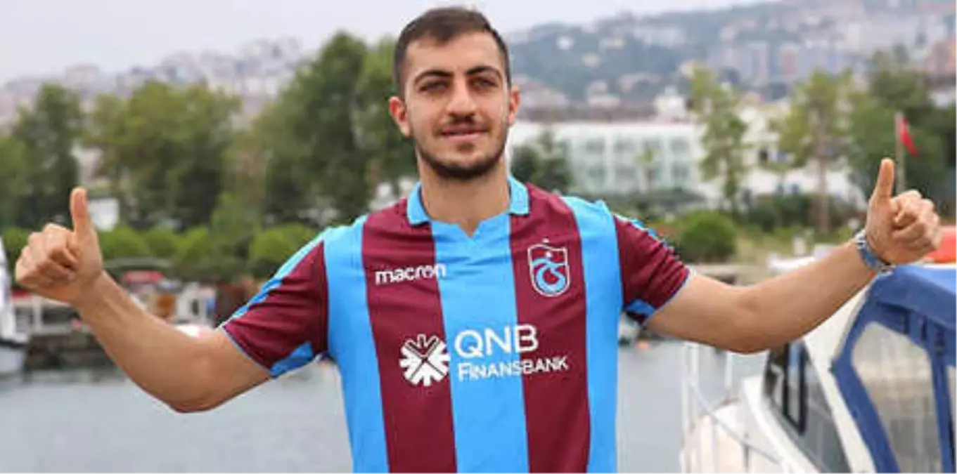 Trabzonspor\'da Hosseini İmzayı Attı