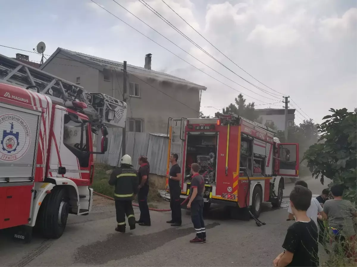 Yemeği Ocakta Unutunca Yangın Çıktı