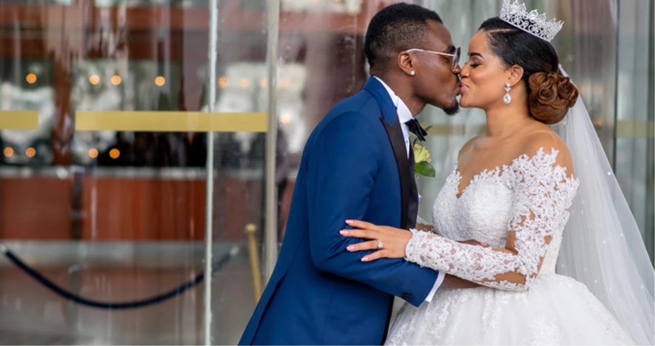 2014 Nijerya Güzeliyle Evli Olan Emmanuel Emenike, 2018 Güzeliyle Aşk Yaşamaya Başladı