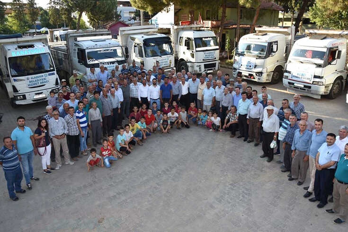 Alaşehir Belediyesi Bakımsız Cadde ve Sokak Bırakmıyor
