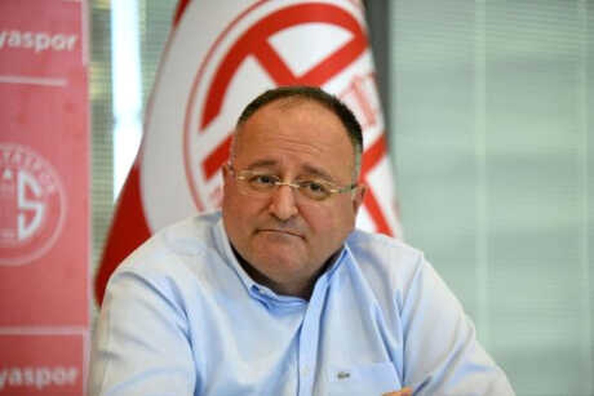 Antalyaspor\'da Yaşanan Kriz Antrenmanı İptal Ettirdi